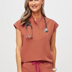 NWT Figs Rafaela Scrub Top